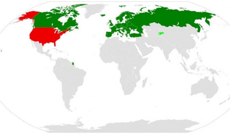 Απεικόνιση των μελών της Συνθήκης Ανοικτών Ουρανών όπως είναι σήμερα. «Κόκκινες» είναι οι χώρες που έχουν αποχωρήσει (φωτ.: en.wikipedia.org / Jay Coop)