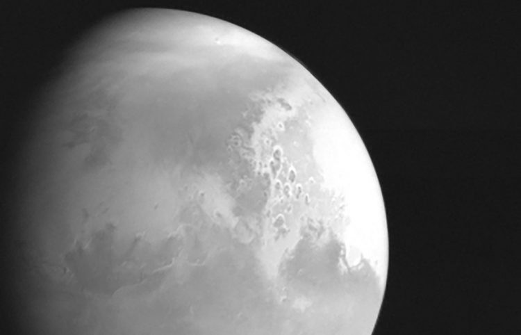 Η πρώτη εικόνα του Άρη που έστειλε στη Γη το κινεζικό Tianwen-1 (φωτ.: China National Space Administration)