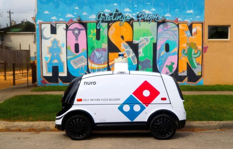 Το αυτόματο όχημα που θα μεταφέρει τις πίτσες (φωτ.: Domino's Pizza Inc)