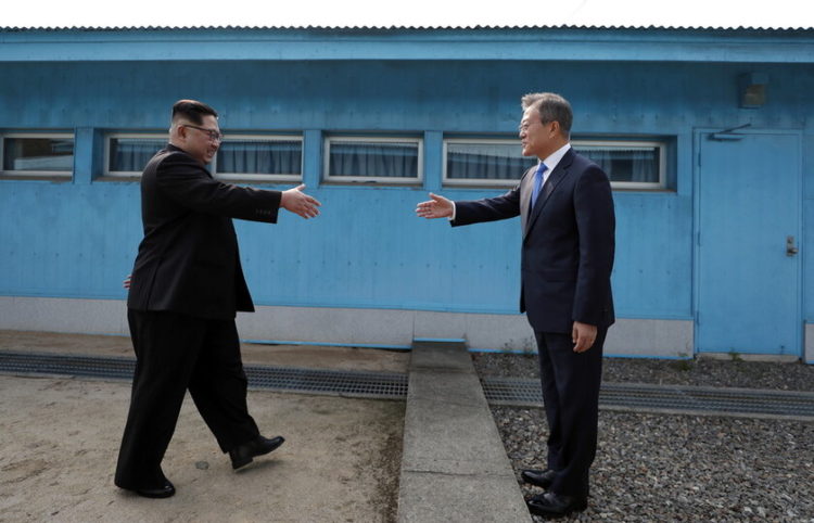 (Φωτ.: EPA/ Korea Summit Press Pool)