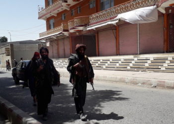 Ταλιμπάν περιπολούν τους δρόμους, 12 Αυγούστου 2021 (φωτ.: EPA/ Nawid Tanha)