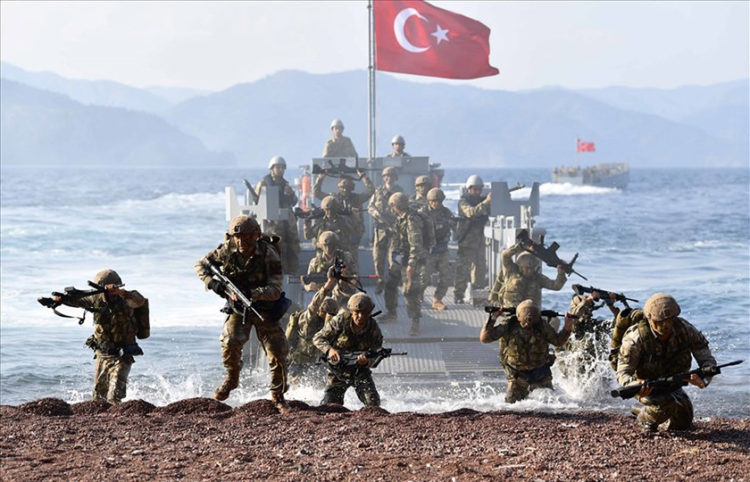 Τούρκοι κομάντο στην άσκηση «Θαλασσόλυκος 2021» (φωτ.: Twitter / Mete Sohtaoğlu)