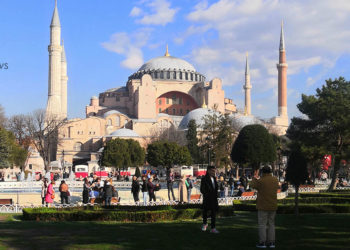 H Αγια-Σοφιά στην Κωνσταντινούπολη (φωτ.: Ερμιόνη Βλαχίδου)