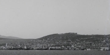 Άποψη της Σμύρνης από τη θάλασσα, 1905 (πηγή: συλλογή Π. Μεχτίδη)