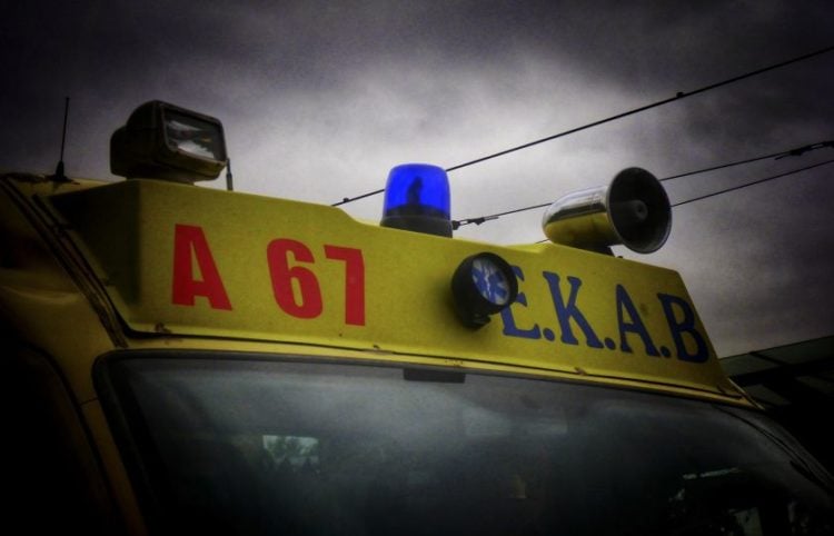 Λεπτομέρεια από όχημα του ΕΚΑΒ (φωτ. αρχείου: EUROKINISSI / Γιώργος Κονταρίνης)