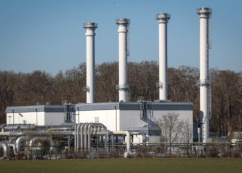 Εγκαταστάσεις φυσικού αερίου στη Γερμανία (φωτ.: EPA/ Focke Strangmann)