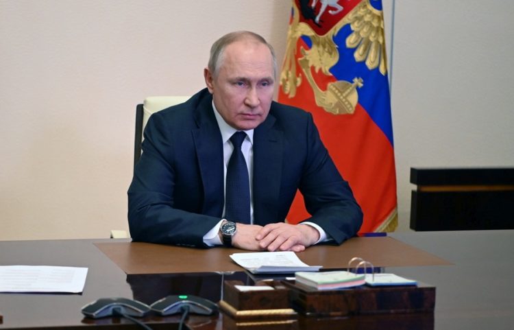 Ο Βλαντίμιρ Πούτιν στο Κρεμλίνο (φωτ. αρχείου: EPA/ Andrey Gorshkov/ KREMLIN POOL/ SPUTNIK)