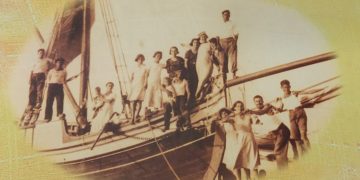 Εικόνα από το φωτογραφικό-ιστορικό λεύκωμα του Ιστορικού Αρχείου Προσφυγικού Ελληνισμού «Η Καλαμαριά στο Μεσοπόλεμο 1920 - 1940. Πρόσφυγες. Δημιουργώντας τη νέα Πατρίδα».