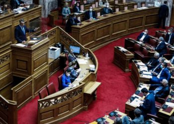 Συζήτηση στην Ολομέλεια της Βουλής, των άρθρων και του συνόλου του σχεδίου νόμου του υπουργείου Εξωτερικών: "Κύρωση του Δεύτερου Πρωτοκόλλου Τροποποίησης της Συμφωνίας Αμοιβαίας Αμυντικής Συνεργασίας μεταξύ της Κυβέρνησης της Ελληνικής Δημοκρατίας και της Κυβέρνησης των Ηνωμένων Πολιτειών της Αμερικής", Πέμπτη 12 Μαΐου 2022. (Φωτ. Γιώργος Κονταρίνης/Eurokinissi)
