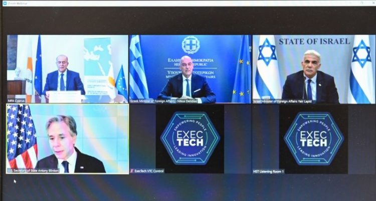 Ο υπουργός Εξωτερικών Νίκος Δένδιας συμμετέχει μέσω τηλεδιάσκεψης με τους υπουργούς Εξωτερικών της Κύπρου Ιωάννη Κασουλίδη, του Ισραήλ Γαΐρ Λαπίντ (Yair Lapid) και των Ηνωμένων Πολιτειών της Αμερικής 'Αντονι Μπλίνκεν (Antony Blinken), στο πλαίσιο του σχήματος 3+1 (Ελλάδα, Κύπρος, Ισραήλ + ΗΠΑ), Δευτέρα 9 Μαΐου 2022. ΑΠΕ-ΜΠΕ/ΥΠΕΞ/STR