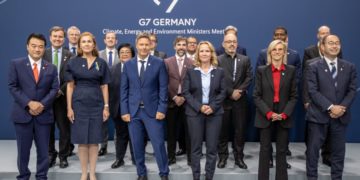 Οι υπουργοί της G7 αρμόδιοι για το κλίμα, την ενέργεια, το περιβάλλον (φωτ.: EPA/ Andreas Gora/ POOL)