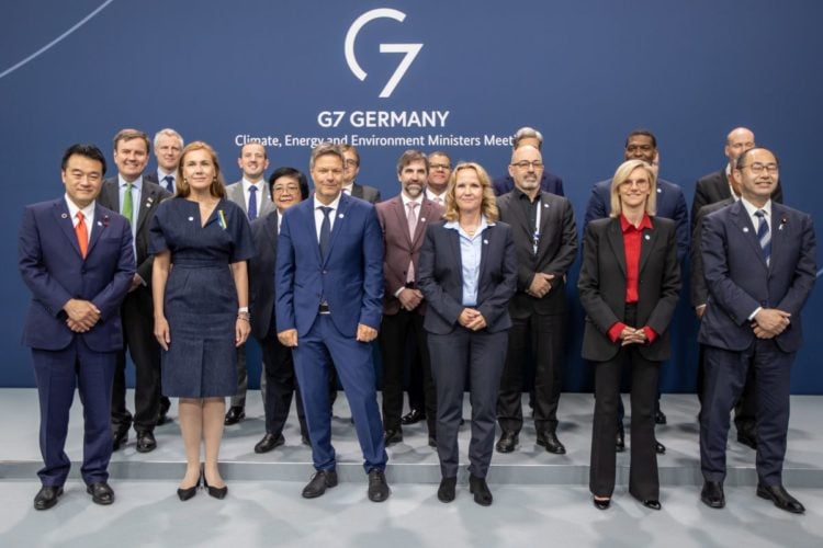 Οι υπουργοί της G7 αρμόδιοι για το κλίμα, την ενέργεια, το περιβάλλον (φωτ.: EPA/ Andreas Gora/ POOL)