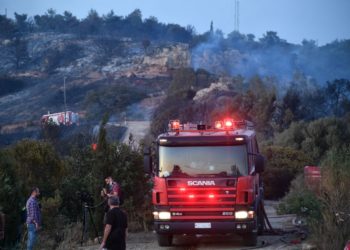 Πυρκαγιά στους πρόποδες του Υμηττού, Σάββατο 4 Ιουνίου 2022. (Φωτ. αρχείου: Αντώνης Νικολόπουλος/Eurokinissi)