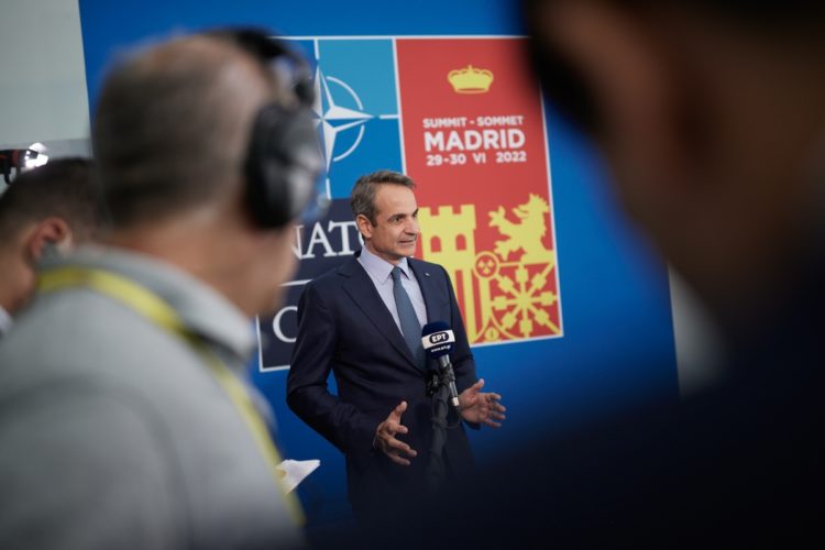Ο πρωθυπουργός Κυριάκος Μητσοτάκης κάνει δηλώσεις την τρίτη και τελευταία ημέρα της Συνόδου  Κορυφής του ΝΑΤΟ στη Μαδρίτη 30 Ιουνίου 2022. (Φωτ.: Γραφείο Τύπου πρωθυπουργού/Δημήτρης Παπαμήτσος/Eurokinissi)