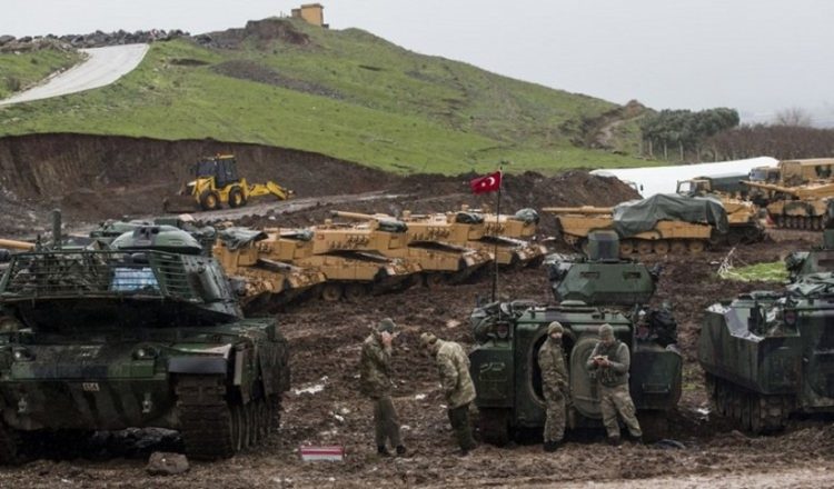 Τουρκικές στρατιωτικές δυνάμεις κοντά στο Μανμπίτζ (φωτ.: αρχείο EPA / Sedat Suna)