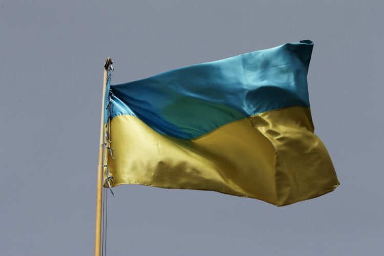 Ουκρανική σημαία στην Οδησσό (Φωτ.: EPA/Nuvo Veiga)