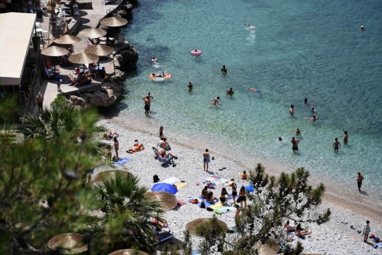 Παραλία Αρβανιτιά στο Ναύπλιο (Φωτ. αρχείου: EUROKINISSI / Βασίλης Παπαδόπουλος)