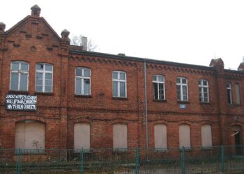 Το στρατόπεδο του Ντζιαουντόβο (Σόλνταου στα γερμανικά) κατασκευάστηκε την περίοδο της ναζιστικής κατοχής της Πολωνίας (φωτ.: Wikipedia / Beax)