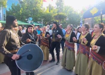 Το χορευτικό της Καλλιτεχνικής Στέγης Ποντίων Βορείου Ελλάδος (πηγή: Facebook/This is Trabzon)