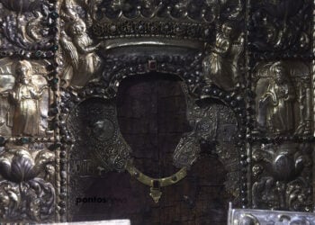 Η εικόνα της Παναγίας Σουμελά που φυλάσσεται στο Βέρμιο (φωτ.: Φίλιππος Φασούλας)