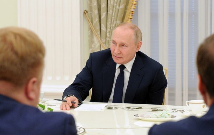 Ο Ρώσος πρόεδρος, Βλαντίμιρ Πούτιν, στο Κρεμλίνο (φωτ.: ΕΡΑ / Mikhael  Klimentyev / SPUTNIK 
 /KREMLIN POOL MANDATORY CREDIT)