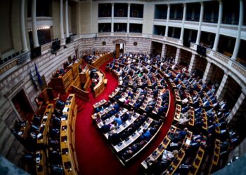 Συζήτηση στη Βουλή σε επίπεδο αρχηγών κομμάτων (Φωτ. αρχείου: Eurokinissi/Γιώργος Κονταρίνης)