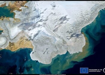 Δορυφορική εικόνα του Αρκτικού Ωκεανού στις 31 Ιουλίου 2022 τραβηγμένη από τον έναν δορυφόρο Copernicus Sentinel-2 (φωτ.: European Union / Copernicus Sentinel-2 Imagery)