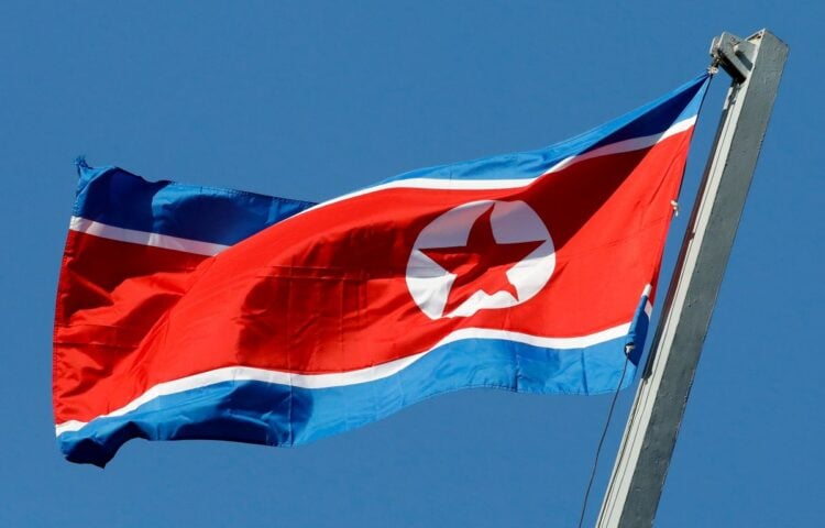 Η σημαία της Βόρειας Κορέας (φωτ.: EPA / Alexander Becher)