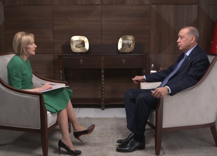 Συνέντευξη Ερντογάν στο αμερικανικό τηλεοπτικό κανάλι PBS (Φωτ.: pbs.org)
