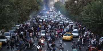 Διαδήλωση στην Τεχεράνη για το θάνατο της Μαχσά Αμινί (Φωτ.: EPA/STR)