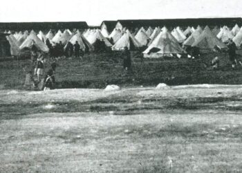 1923. Προσφυγικός καταυλισμός Καλαμαριάς (πηγή: ΙΑΠΕ/ Συλλογή Άννας Θεοφυλάκτου)