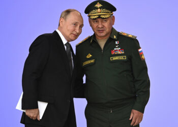 Πούτιν και Σοϊγκού σε πιο... ανέφελες μέρες (φωτ. αρχείου EPA / Pavel Bednyakov / Kremlin Pool / Sputnik)