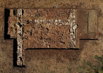 Αεροφωτογραφία της ανασκαφής στο Κλειδί Σαμικού στην Ηλεία (φωτ.: ΥΠΠΟΑ)
