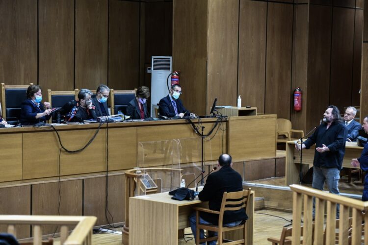 Ο Γιάννης Λαγός στη δίκη της Χρυσής Αυγής που διεξάγεται σε δεύτερο βαθμό στο Εφετείο 
 Δευτέρα 14 Νοεμβρίου 2022. (Φωτ.: Eurokinissi/Τατιάνα Μπόλαρη)
