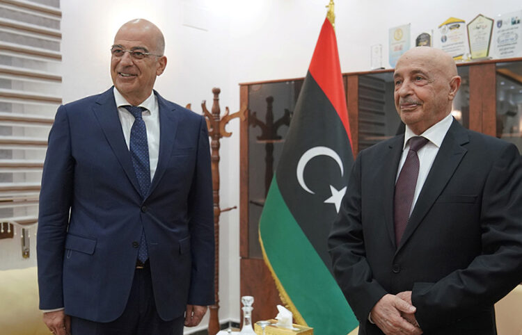 Νίκος Δένδιας και Αγκίλα Σάλεχ Ίσα στη Λιβύη, τον Ιούλιο του 2020 (φωτ.: Υπουργείο Εξωτερικών / Χάρης Ακριβιάδης)