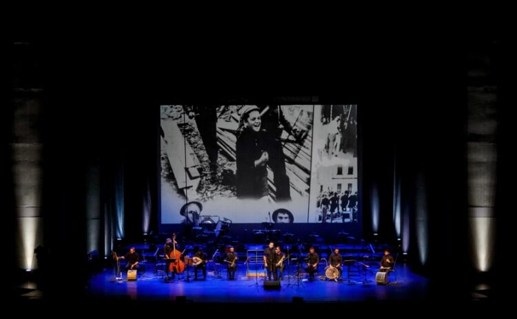Στιγμιότυπο από τη συναυλία στο Μέγαρο Μουσικής Θεσσαλονίκης (φωτ.: Αμάντα Πρωτίδου / facebook.com/vataniotis)
