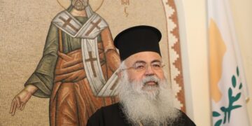 Ο μέχρι σήμερα μητροπολίτης Πάφου Γεώργιος και νυν Αρχιεπίσκοπος Κύπρου (πηγή: sigmalive.com)