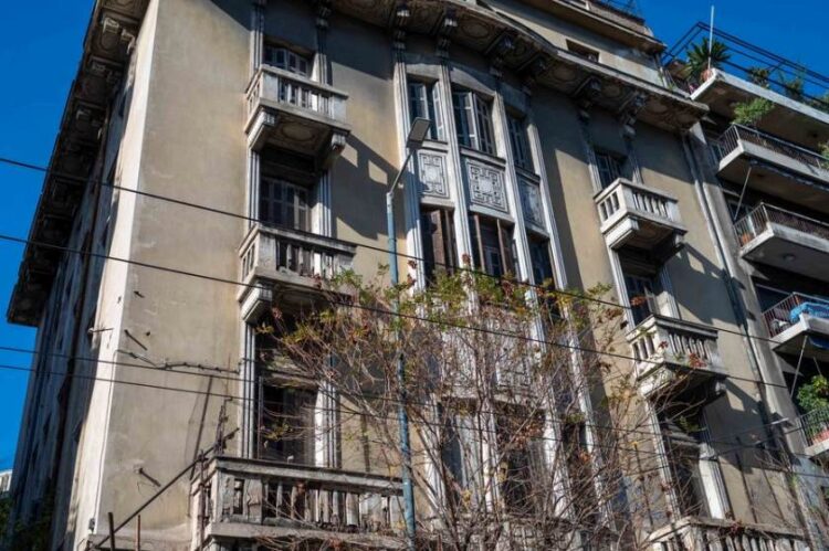 Εξωτερική άποψη του κτηρίου όπου έζησε η κορυφαία Ελληνίδα σοπράνο Μαρία Κάλλας (φωτ.: ΑΠΕ-ΜΠΕ/Δήμος Αθηναίων/STR)