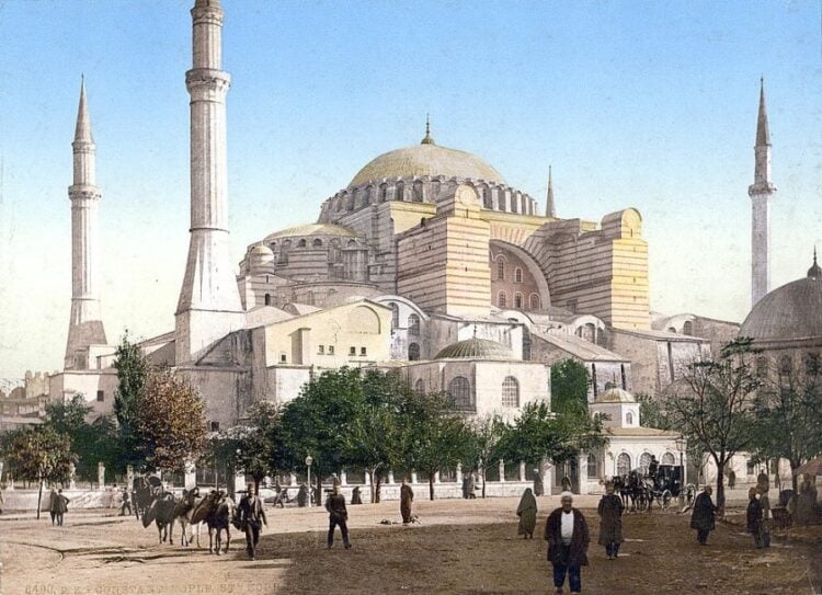 Η Αγία Σοφία στην Κωνσταντινούπολη, τη δεκαετία του 1890 (πηγή: Library of Congress's Prints and Photographs division under the digital ID ppmsca.03035)