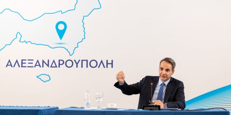 Ο πρωθυπουργός Κυριάκος Μητσοτάκης παραχωρεί συνέντευξη Τύπου στα Περιφερειακά ΜΜΕ στην Αλεξανδρούπολη, το Σάββατο 14 Ιανουαρίου 2023. (Φωτ.: Δημήτρης Παπαμήτσος/Γραφείο Τύπου πρωθυπουργού/ Eurokinissi)