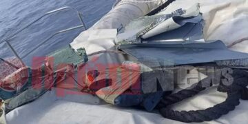 Συντρίμμια από το F-4 της Πολεμικής Αεροπορίας που κατέπεσε ανοιχτά της Ανδραβίδας (Φωτ.: protinews.com.gr)