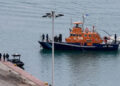 Σκάφος που συμμετέχει στην έρευνα νοτίως της Ανδραβίδας (φωτ.: EUROKINISSI / ilialive.gr / Γιάννης Σπυρούνης)