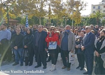 Εικόνα από το πρόσφατο συλλαλητήριο των παλιννοστούντων στην Καλλιθέα (φωτ.: Βασίλης Τσενκελίδης)
