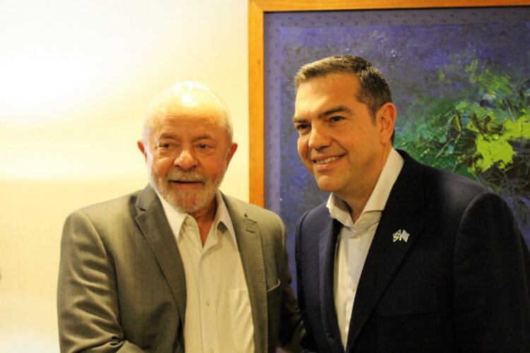 Από αριστερά, ο πρόεδρος της Βραζιλίας Λουίς Ινάσιου Λούλα Ντα Σίλβα και ο Αλέξης Τσίπρας (φωτ.: Γραφείο Τύπου ΣΥΡΙΖΑ)