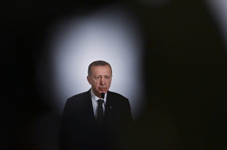 Ο Τούρκος πρόεδρος Ρετζέπ Ταγίπ Ερντογάν (φωτ.: EPA/FILIP SINGER)