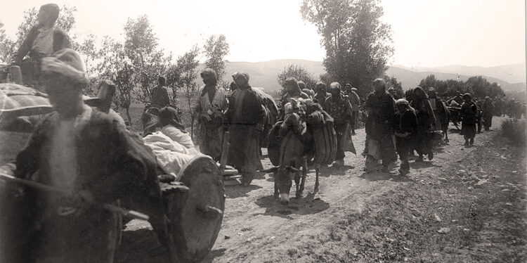 Εκτοπισμοί στο Ερζερούμ (φωτ.: Victor Pietschmann, 27/10/1881 - 11/11/1956. Πηγή: commons.wikimedia.org)