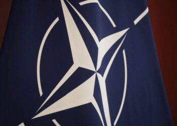 Η σημαία του NATO (φωτ.: EPA / Toms Kalnins)