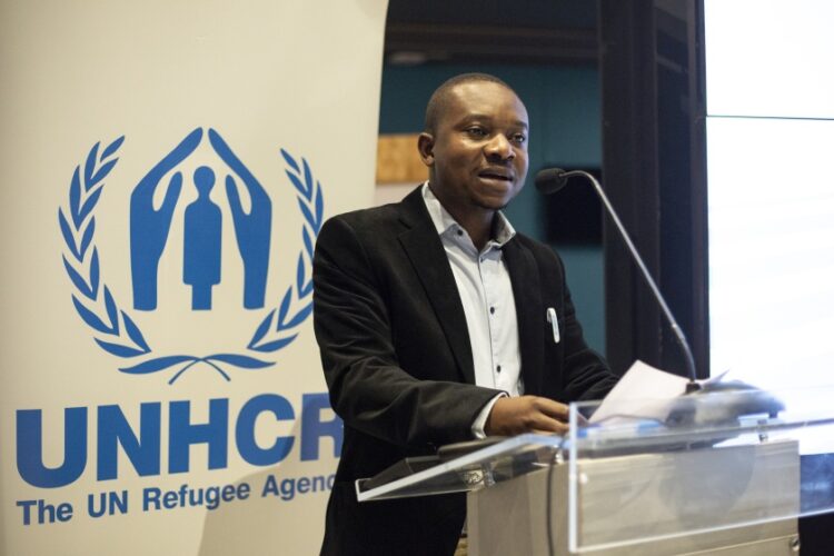 Ο Ζυλιέν Μακαλού σε εκδήλωση της Ύπατης Αρμοστείας του ΟΗΕ για τους Πρόσφυγες για την ένταξη των προσφύγων στην αγορά εργασίας (Copyright: UNHCR/Socrates Baltagiannis)
