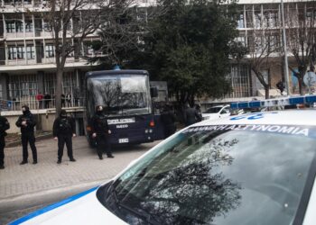 H σημερινή συνεδρίαση στα δικαστήρια της Θεσσαλονίκης άρχισε και τελείωσε με την κατάθεση τού μάρτυρα αστυνομικού από το Τμήμα Εγκλημάτων κατά Ζωής Θεσσαλονίκης (φωτ.: ΜΟΤΙΟΝΤΕΑΜ/Βασίλης Βερβερίδης)