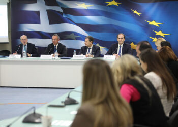 Το οικονομικό επιτελείο εξειδικεύει τα μέτρα (φωτ.: EUROKINISSI / Γιάννης Παναγόπουλος)